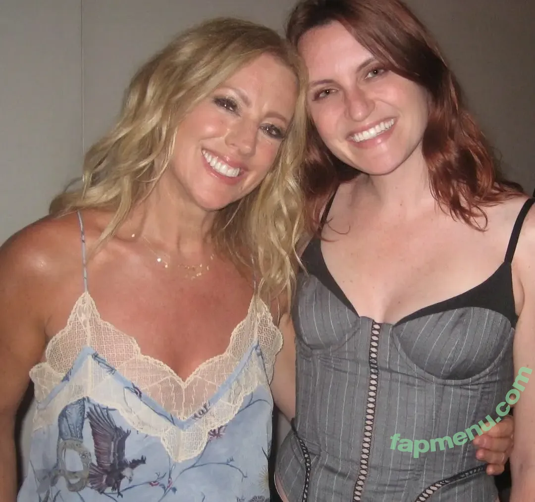 whereismuna nude photo #0034 (Muna)