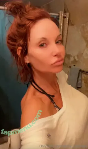 whirly_alabama / alabamaworley_x nude photo #0036