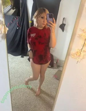 WhisperingPizza ASMR / LunaEclipseASMR / iwhispertopizza nude photo #0095