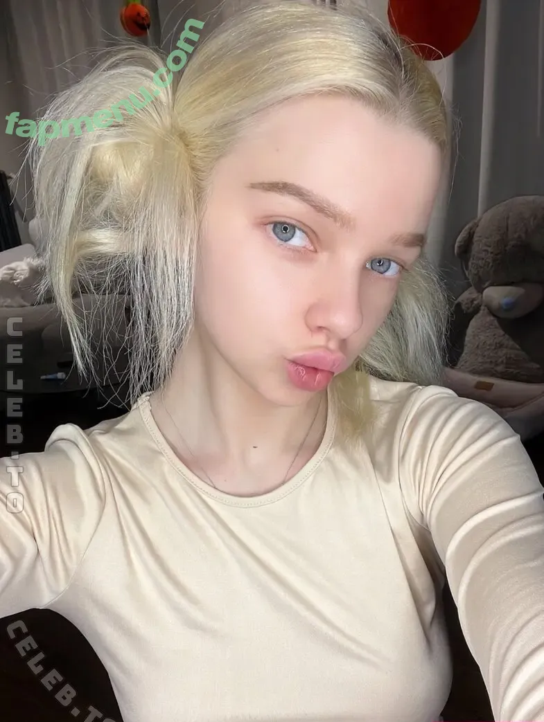 white_vikki nude photo #0158 (white_vikki)