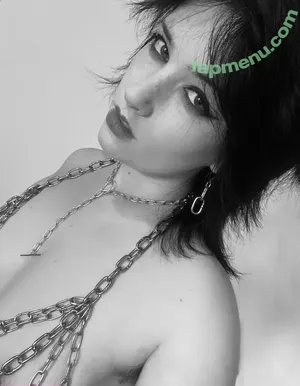 nude photo #0005