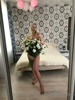  nude photo #0010