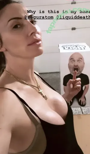 Whitney Cummings / whitneycummings nude photo #0781