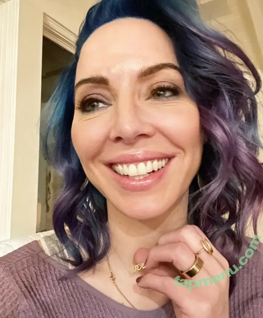 Whitney Cummings nude photo #0738 (whitneycummings)