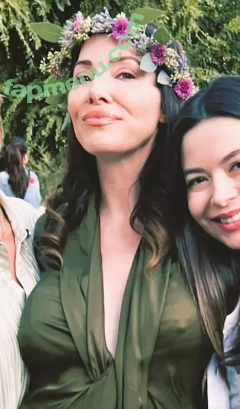 Whitney Cummings nude photo #0802 (whitneycummings)