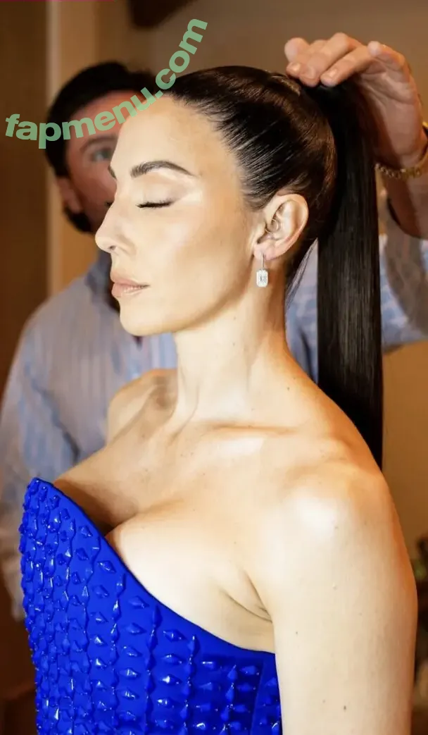 Whitney Cummings nude photo #0811 (whitneycummings)