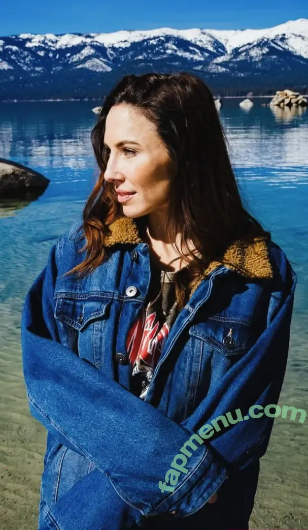 Whitney Cummings nude photo #0812 (whitneycummings)