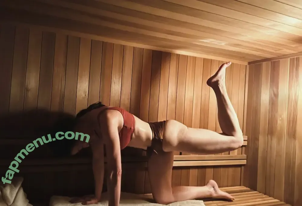 Whitney Cummings nude photo #0815 (whitneycummings)