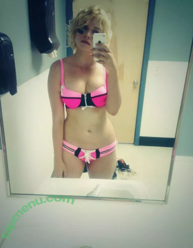 Whitney Moore nude photo #0027 (TweetneyMoore / whitneysmoore)