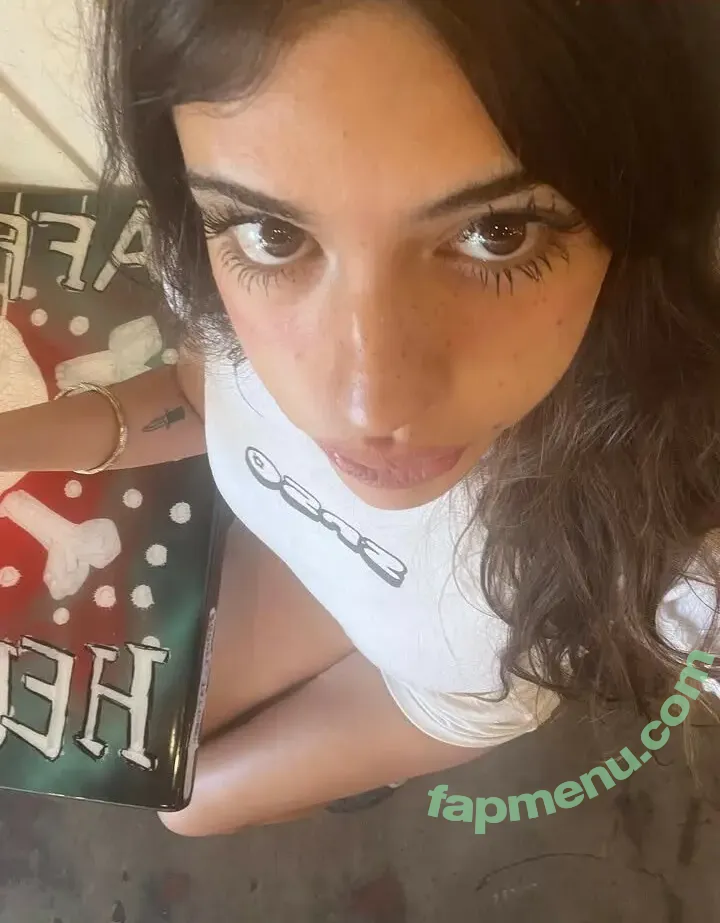 whoreonica nude photo #0205 (incelrepellent / whoreoniica)