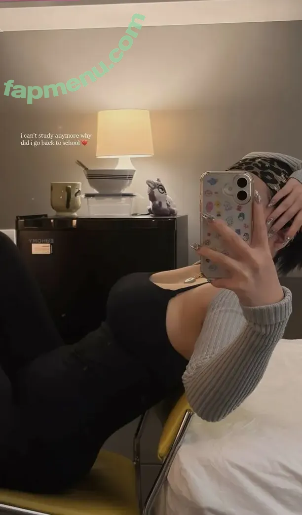 WhyNotJacq nude photo #0021 (Jacquelineclc Kylerussforever / whynotjacqueline)