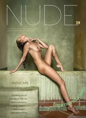  nude photo #0005
