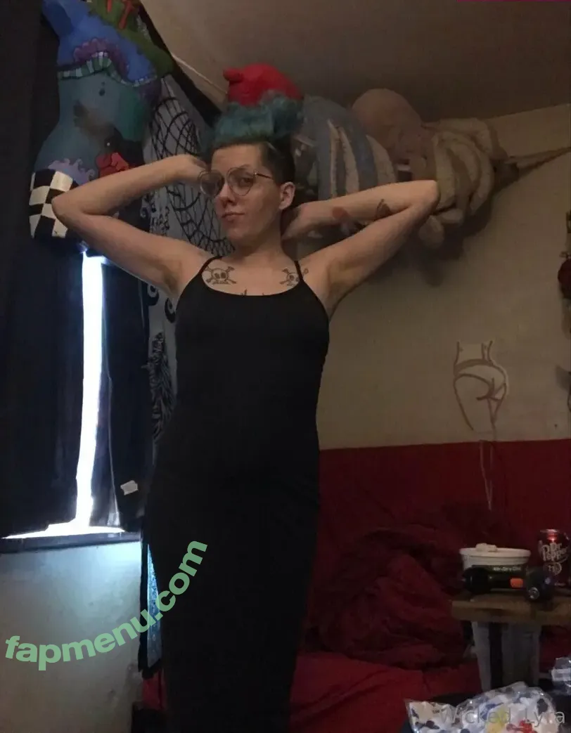 wicked_lyra nude photo #0007 (devilindisguise504)