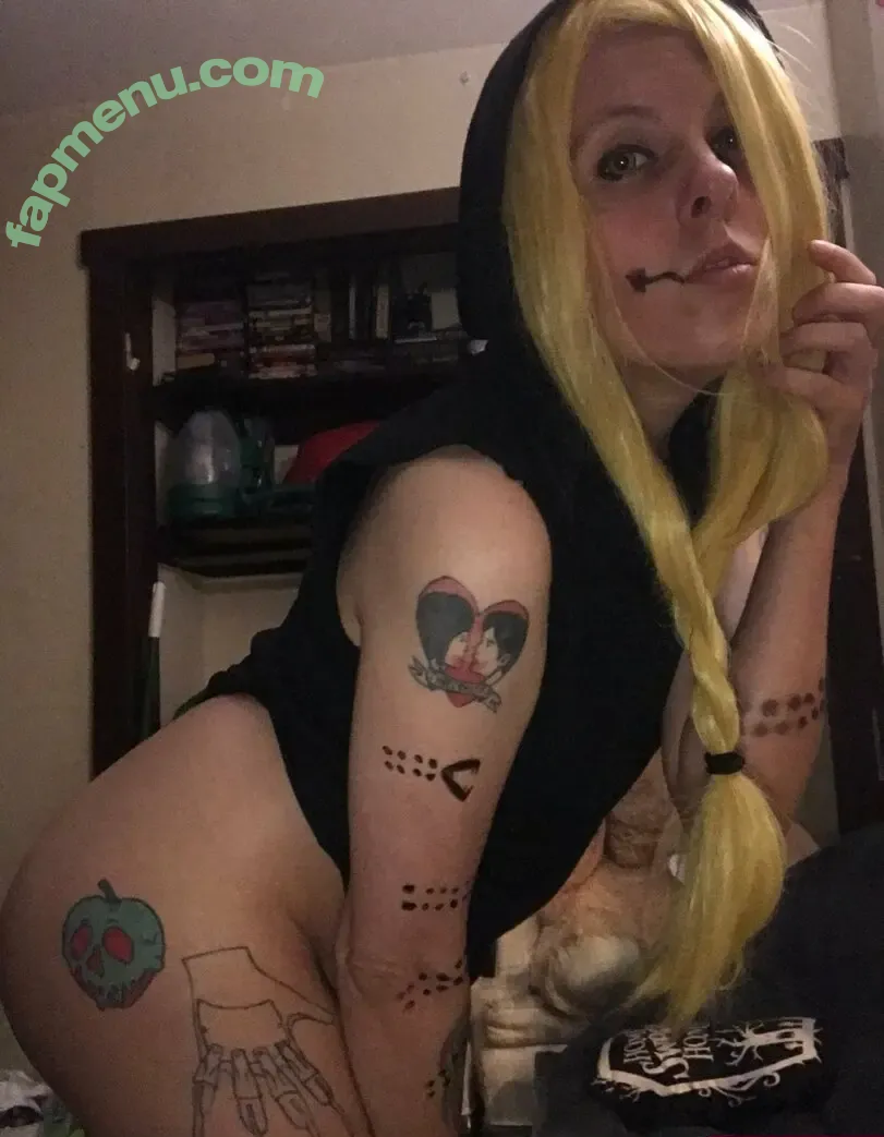 wicked_lyra nude photo #0012 (devilindisguise504)