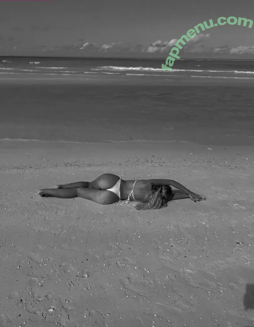 Wieke Langanke nude photo #0020 (Wieke.l)