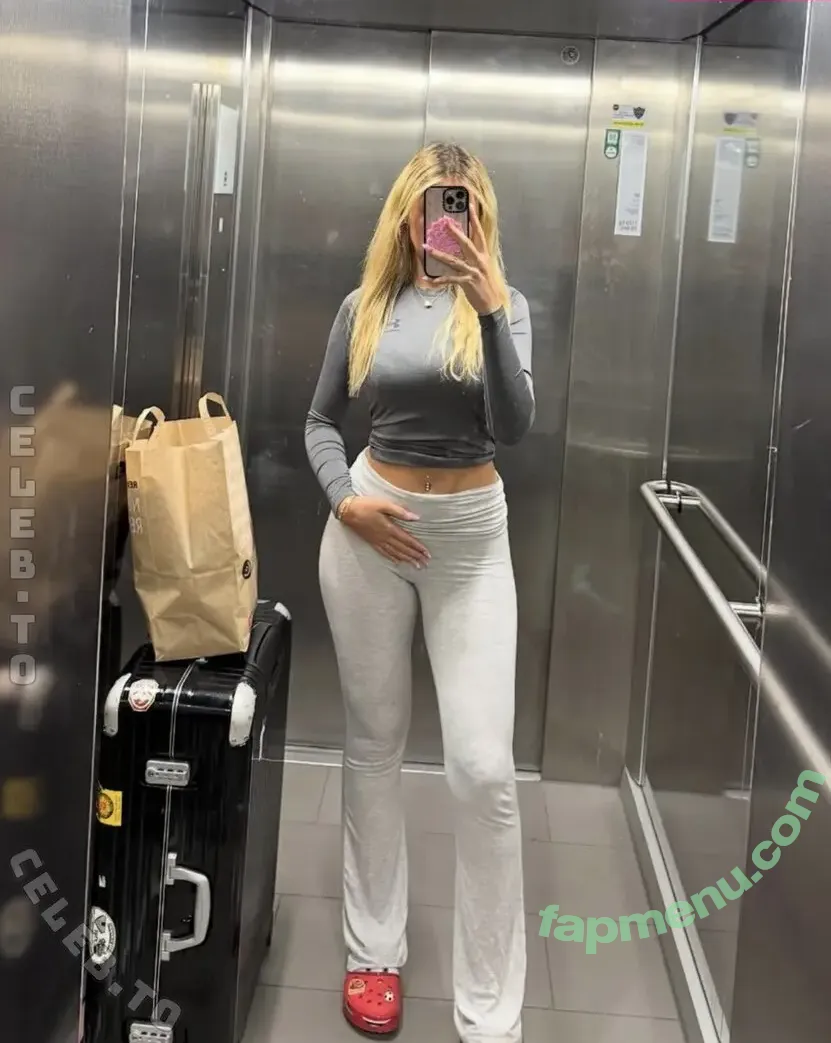 Wieke nude photo #0470 (wieke.l / wieke_l / wiekelanganke3244)