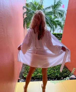  nude photo #0005