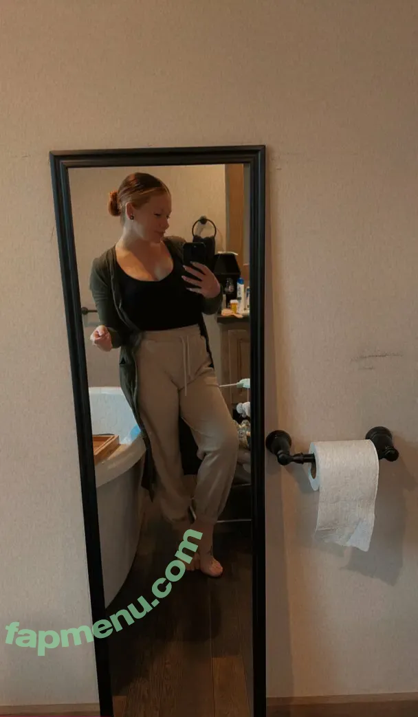 wildlymee nude photo #0062 (wildly.me)