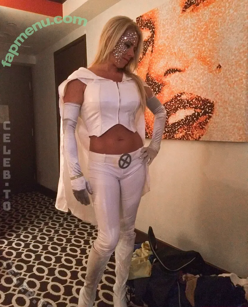 Wildwifebarbie nude photo #0232 (Wildwifebarbie)