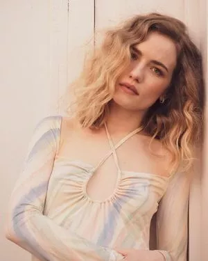 Willa Fitzgerald / willafitz nude photo #0055