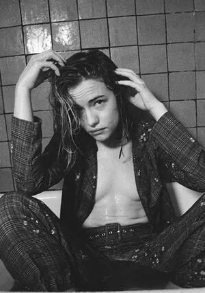 Willa Fitzgerald / willafitz nude photo #0061