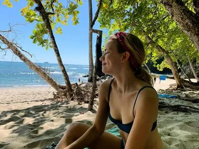 Willa Fitzgerald / willafitz nude photo #0070