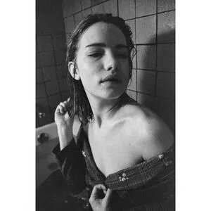 Willa Fitzgerald / willafitz nude photo #0085