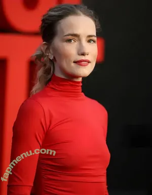 Willa Fitzgerald / willafitz nude photo #0242