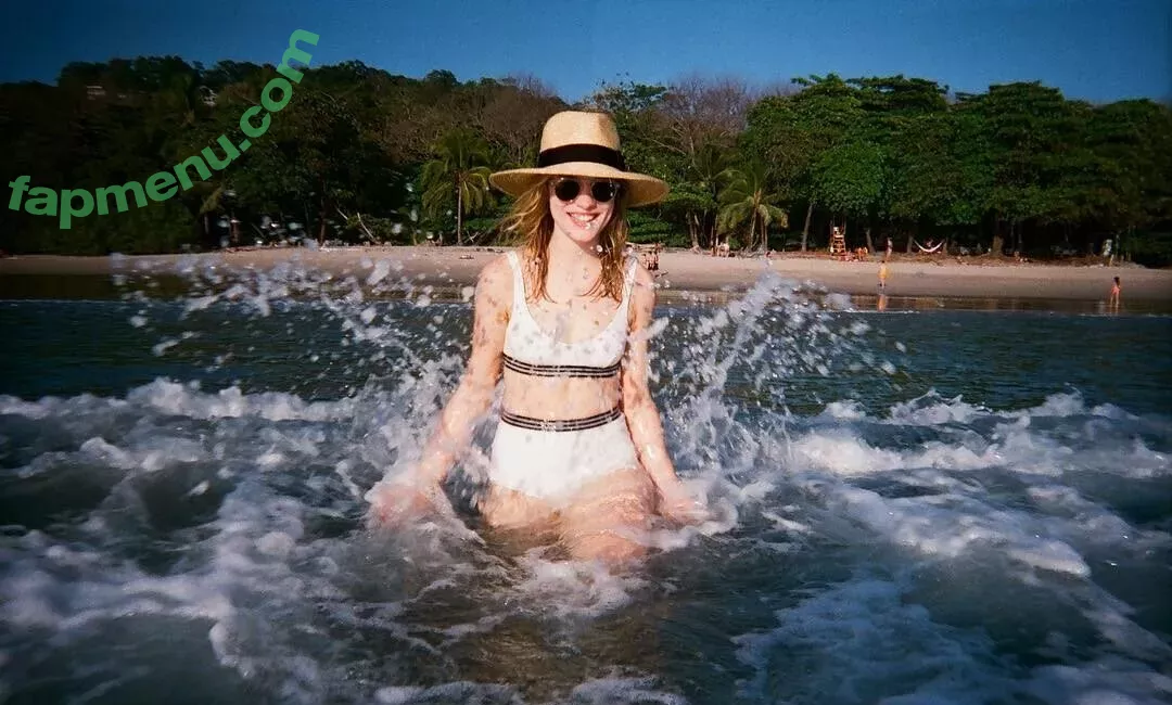 Willa Fitzgerald nude photo #0071 (willafitz)