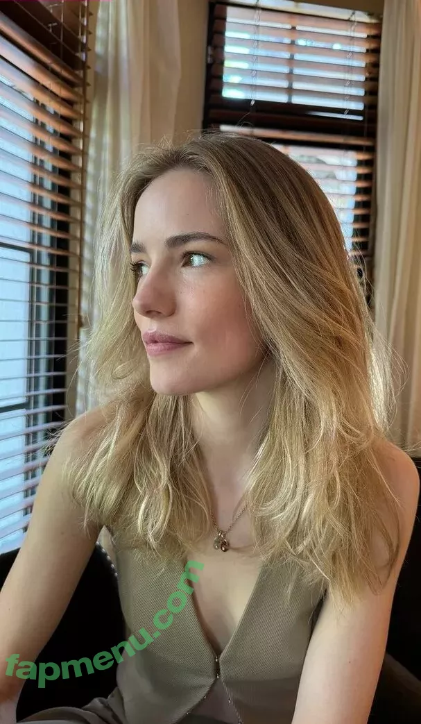 Willa Fitzgerald nude photo #0121 (willafitz)