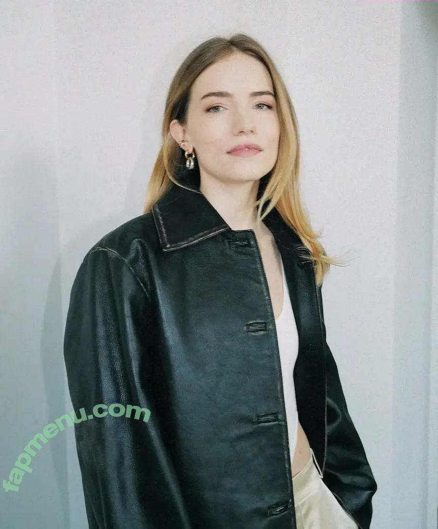 Willa Fitzgerald nude photo #0180 (willafitz)