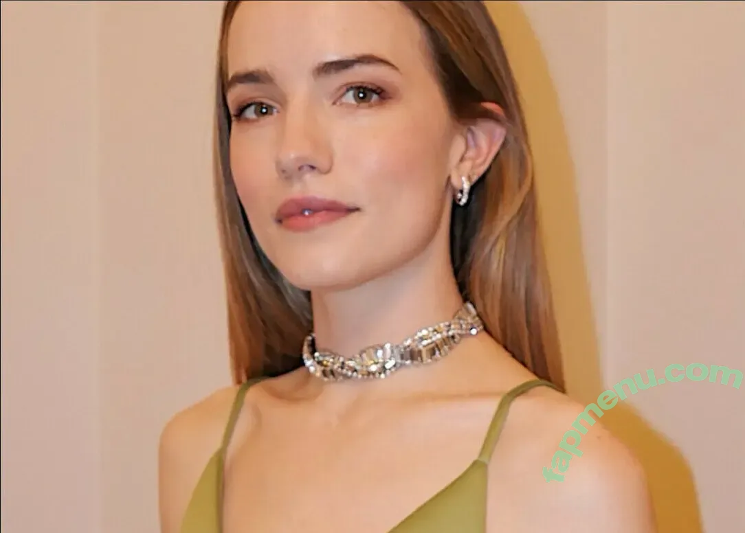 Willa Fitzgerald nude photo #0265 (willafitz)