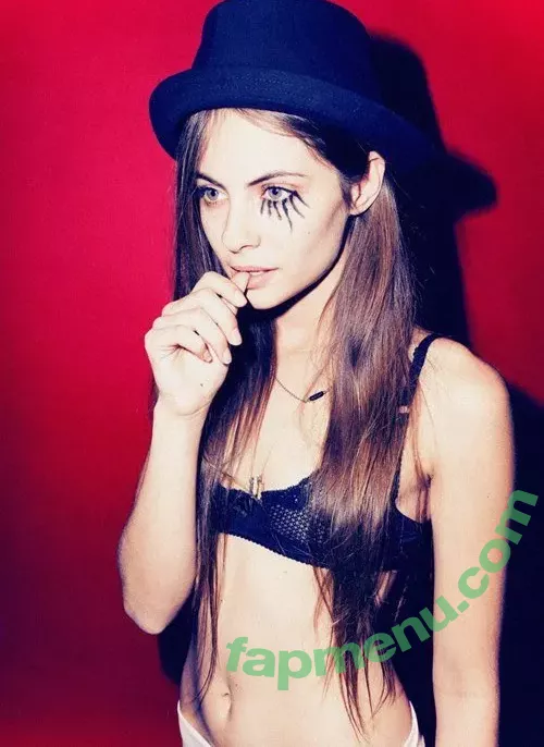 Willa Holland nude photo #0038 (willaholland)