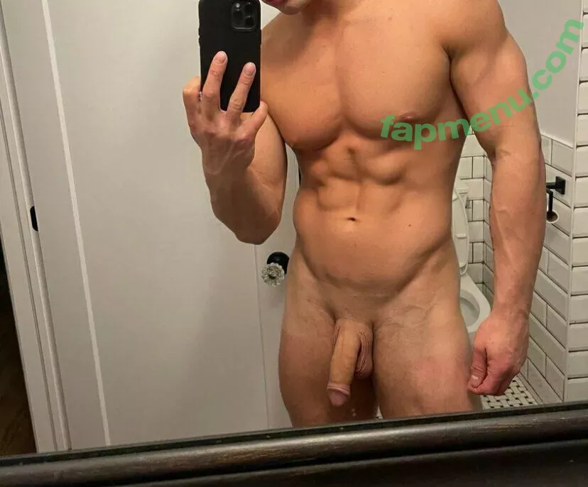 willbyers nude photo #0073 (noahschnapp)