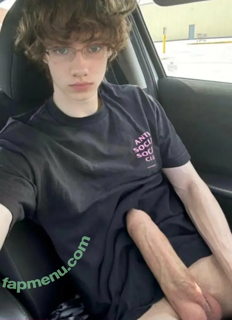 william_free nude photo #0221 (william_free93)