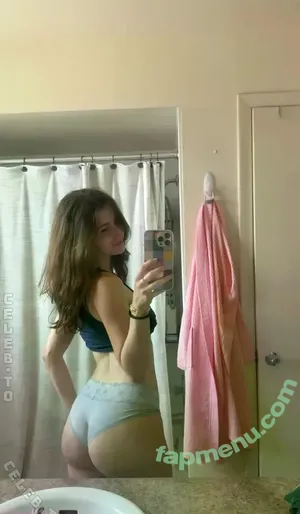 Willow Coppock / willow.j.c nude photo #0020