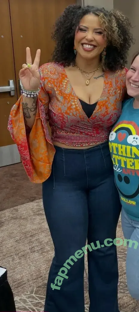 Willow Nightingale nude photo #0087 (willowwrestles)