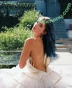 Willow Shields / Discussion Thread / WillowShields nude photo #0147