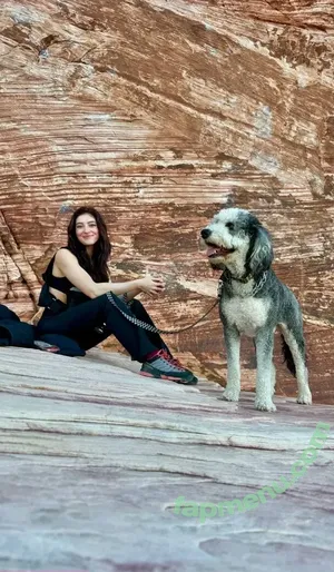 Willow Shields / Discussion Thread / WillowShields nude photo #0233