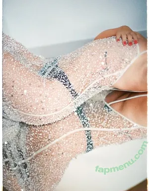 Willow Shields / Discussion Thread / WillowShields nude photo #0238