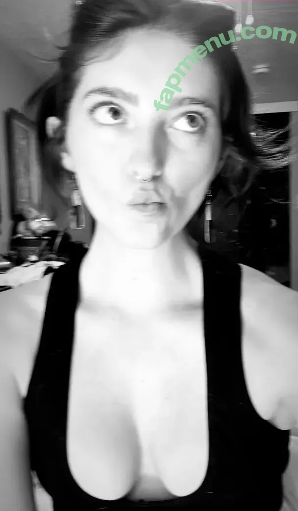 Willow Shields nude photo #0067 (willowshields)