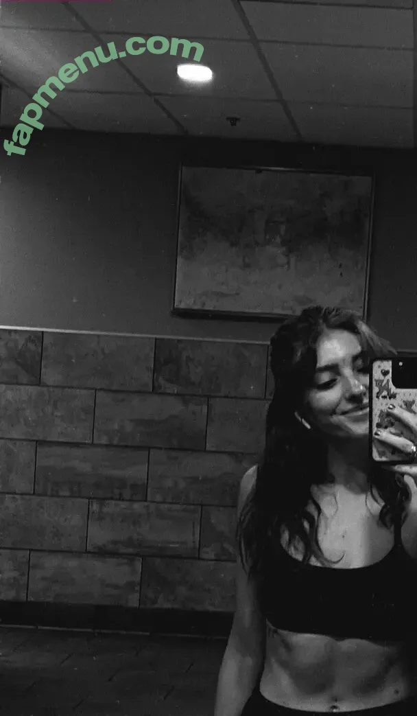 Willow Shields nude photo #0083 (willowshields)