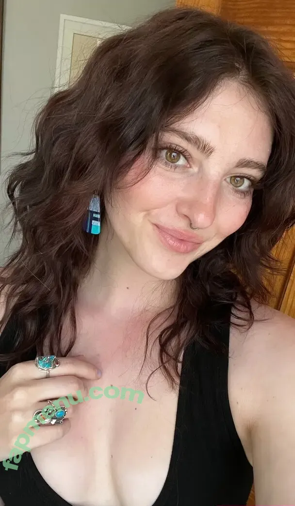 Willow Shields nude photo #0157 (Discussion Thread / WillowShields)