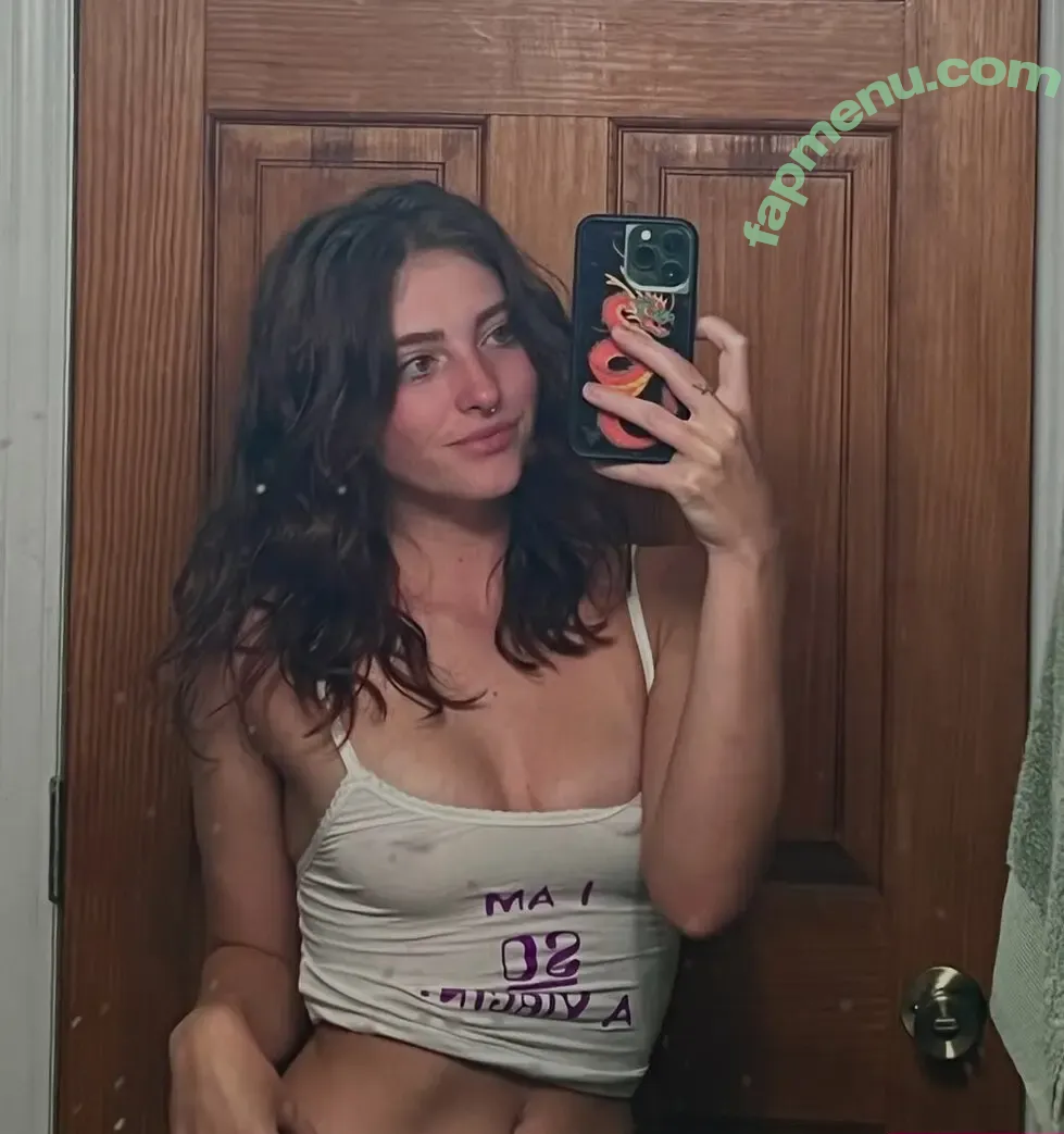 Willow Shields nude photo #0196 (Discussion Thread / WillowShields)