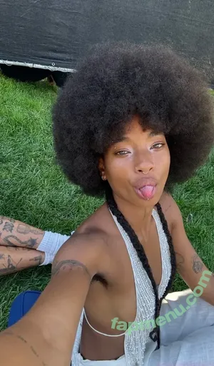Willow Smith / willowsmith nude photo #0007