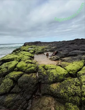 Willow Smith / willowsmith nude photo #0008