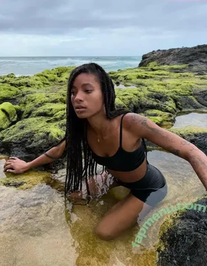 Willow Smith / willowsmith nude photo #0010
