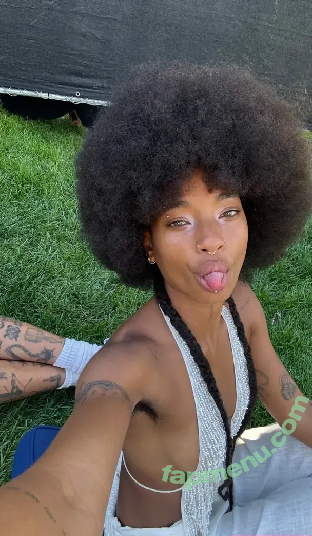 Willow Smith nude photo #0007 (willowsmith)