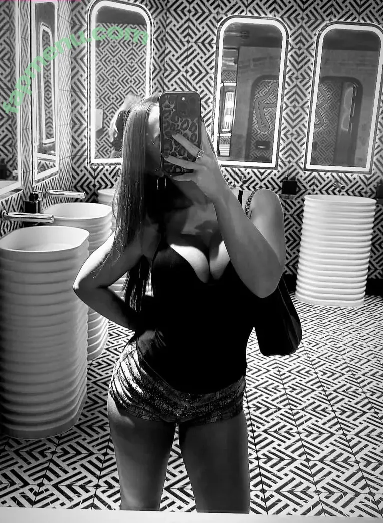 willowgait nude photo #0086 (willowgait_x / willowgaitx)