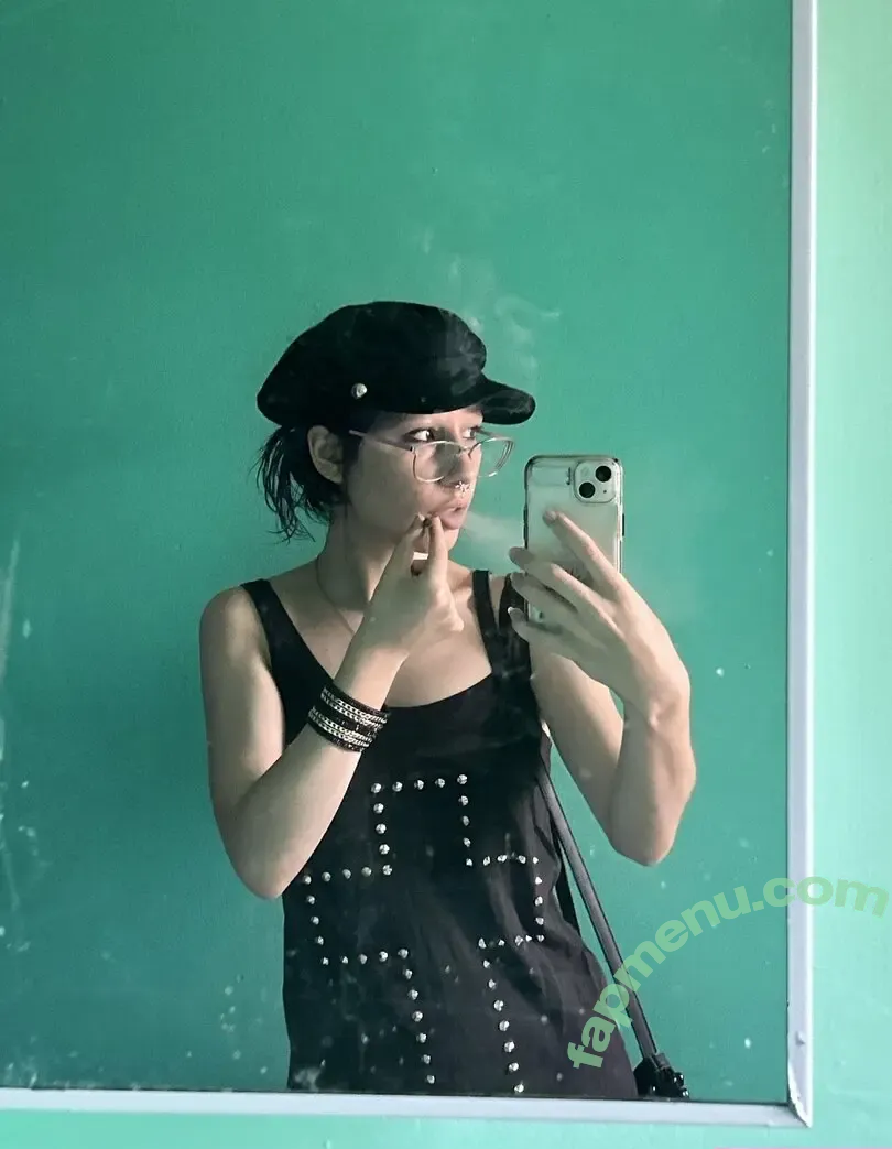 WilyVixen nude photo #0082 (wily_vixen)